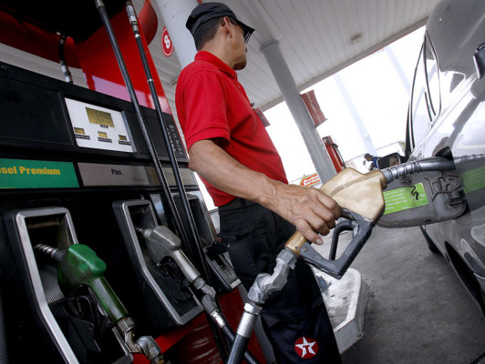 Gasolina superior acumula rebaja de L 6.74