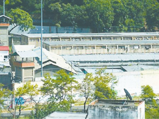 Inauguran discoteca en cárcel de Venezuela