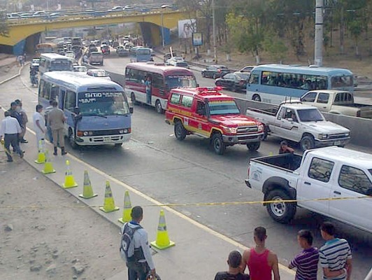 Doble crimen en Comayagüela: matan a conductor y pasajero de bus