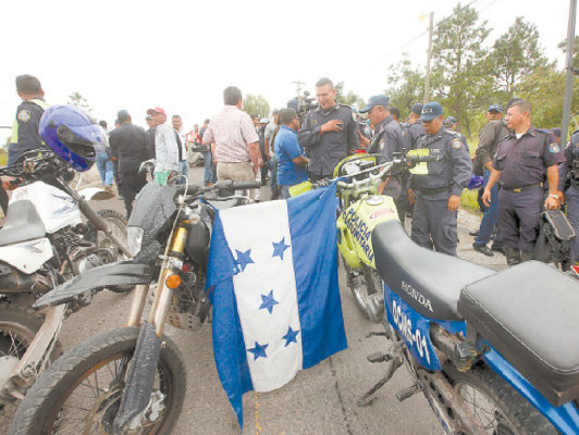 Solo 600 policías acreditaron no ser 'fantasmas”