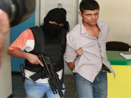 A la cárcel envían a presunto asesino de jueza