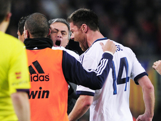 FOTOS: Mourinho festejó como nunca el triunfo ante el Barça