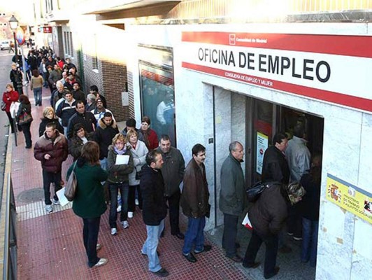 Aumenta desempleo en España tras época navideña
