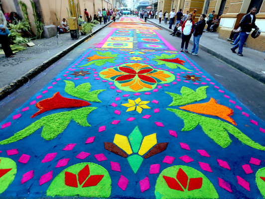 Alfombra de 600 metros lucirá el Santo Entierro