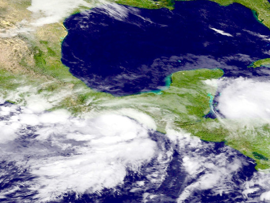 Bárbara se convierte en huracán