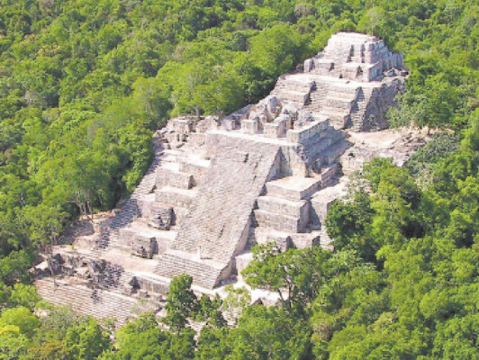 Los mayas en Mesoamérica