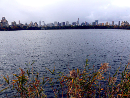 Nueva York despierta sin luz, transporte y aislada tras pesadilla de Sandy