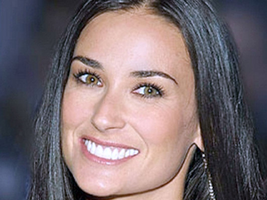 Demi Moore anda con el ex de su hija
