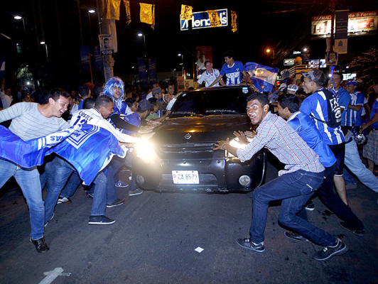Honduras celebra a lo grande la clasificación