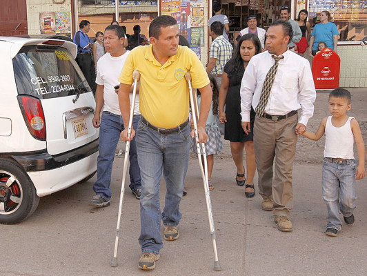 Candidatos y alcaldes votan