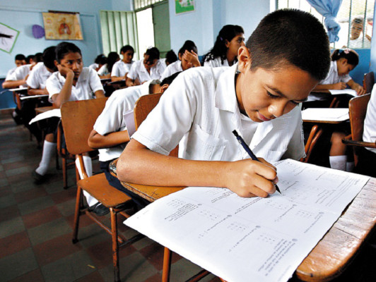 Ampliarán al sector privado pruebas de rendimiento educativo