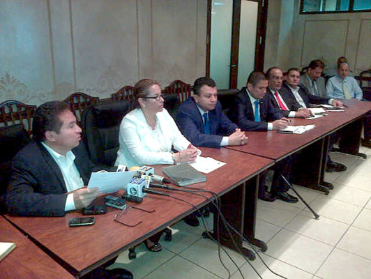 Abogados de Honduras exigen justicia ante CSJ