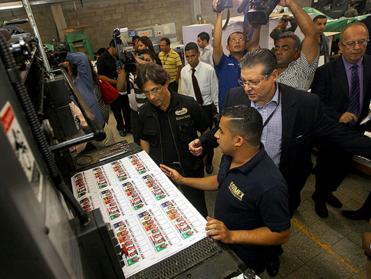 TSE retoma impresión de papeletas electorales