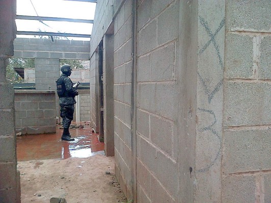 Operativo en colonia Estados Unidos