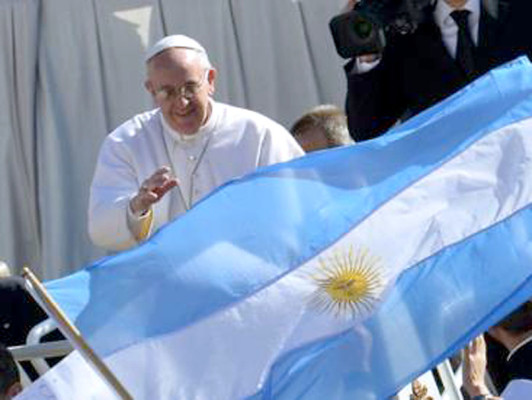 ¿Es latino el Papa Francisco?