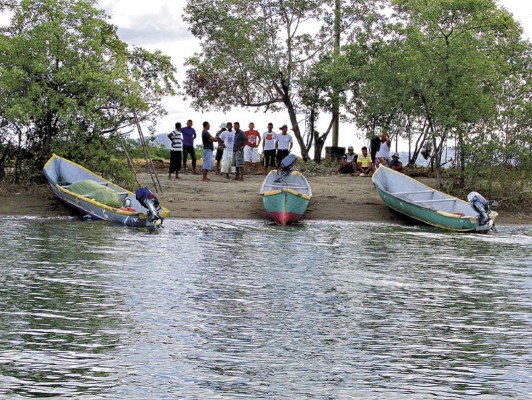 Quieren concesión de fincas camaronera