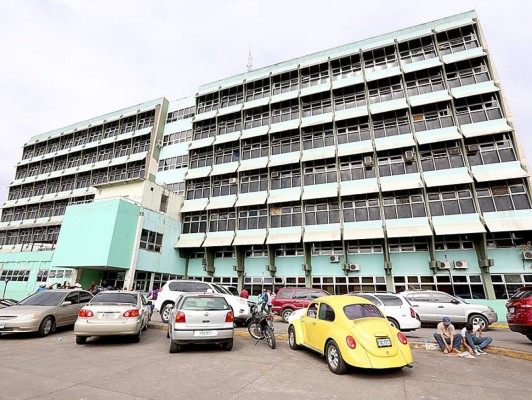 Un muerto y cuatro heridos en asalto en autobús