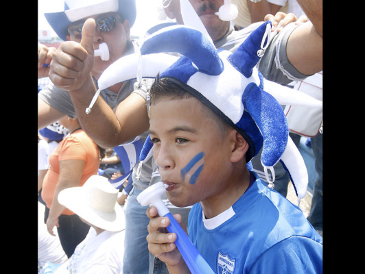 FOTOGALERÍA: El color del Honduras-México