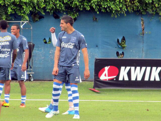 Jonathan Mejía entrena por primera vez con Honduras