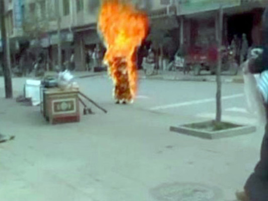 Tibetana, madre de cuatro niños se quema viva