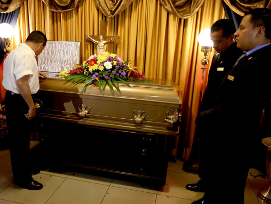 Fallece el periodista Aldo Calderón