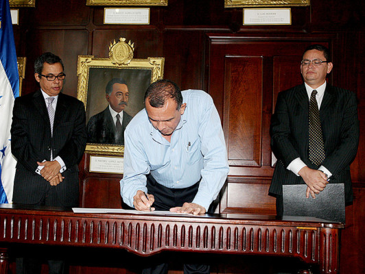 Incluirán Plan de Nación en Currículo Básico