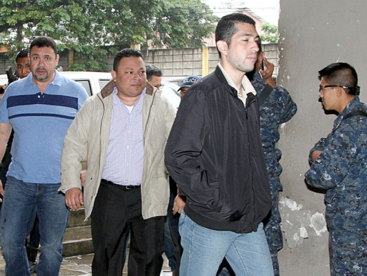 Ministerio Público pide libertad para exfiscal Rafael Fletes