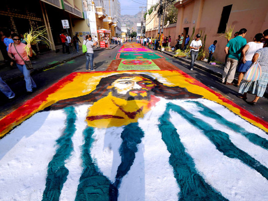 Alfombra de 600 metros lucirá el Santo Entierro