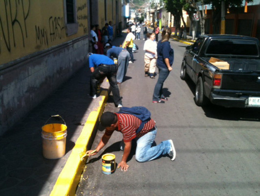 Alfombras adornan calles de Tegucigalpa