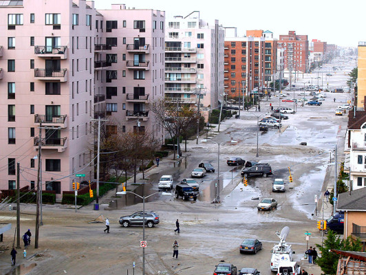 Hondureños en Estados Unidos paralizados por el paso de Sandy