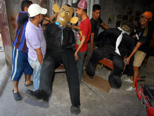 Capitalinos preparan quema de años viejos