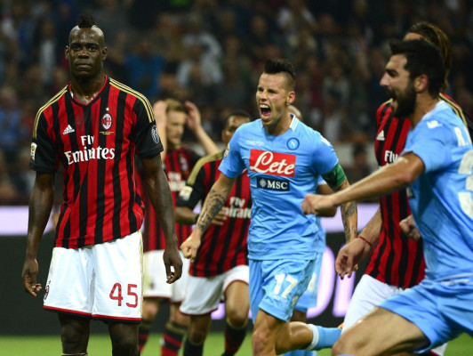VIDEO: Balotelli falla el primer penal de su carrera