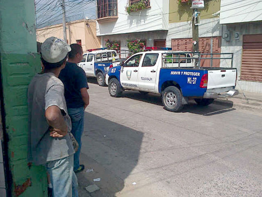 Caen presuntos asaltantes dentro de una casa en Tegucigalpa
