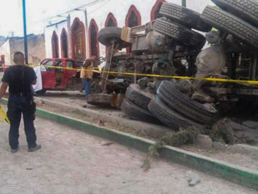 Papa Francisco, 'apenado' por muerte de 26 peregrinos