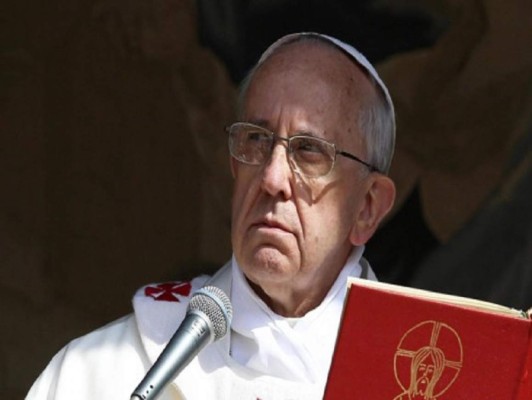 Vaticano anuncia comisión para estudiar abusos sexuales