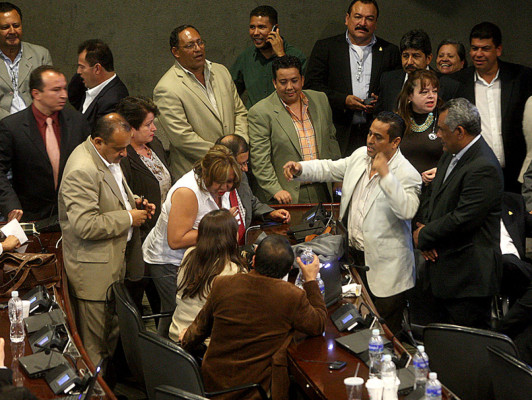 Pleito y escándalo en la elección del fiscal