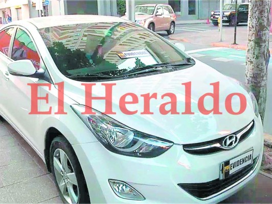 En libertad se defenderá chilena acusada en Honduras por desfalco