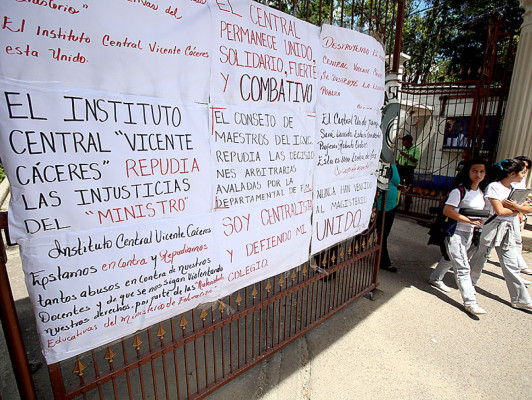 Prohíben la entrada al exdirector del Central