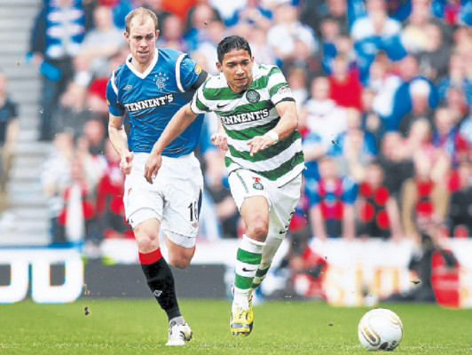 Técnico del Celtic añora el regreso de Emilio Izaguirre