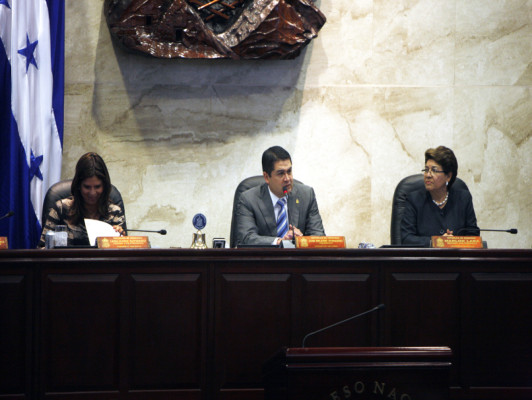 'Congreso es el que autoriza': Juan Orlando