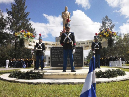 Honduras conmemora Día del Soldado