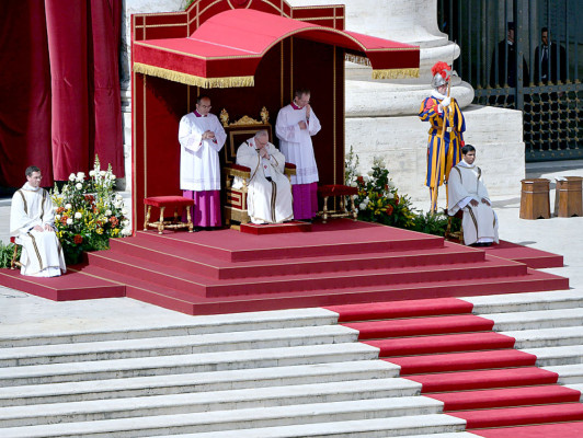 FOTOS: La multitudinaria asunción del Papa Francisco