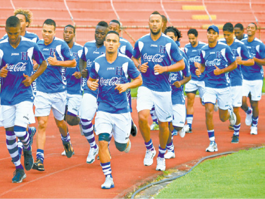Contra todo inició la Selección de Honduras
