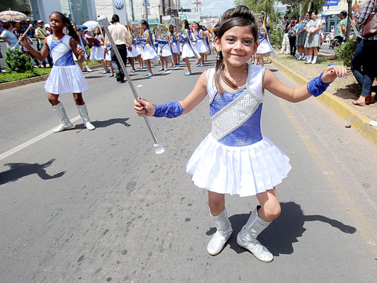 Alegría, belleza y y ritmo para la capital