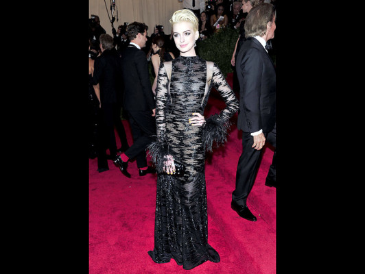 Fotos: Famosos visten rebeldes en honor al punk