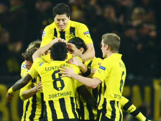 Borussia Dortmund clasifica pulverizando al Shakhtar Donetsk