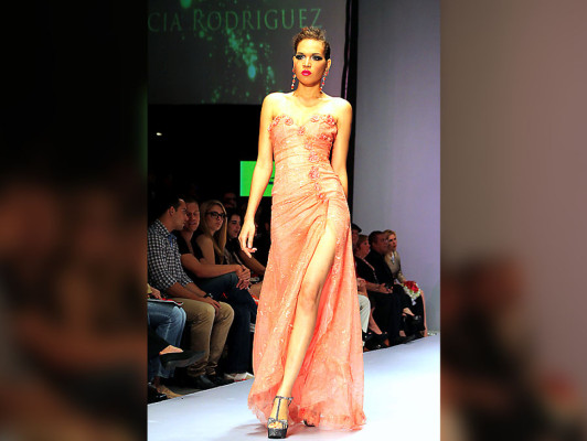 Dominicana Moda: Delicada y elegante