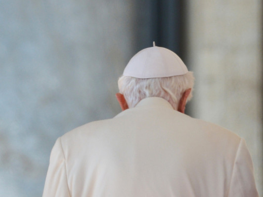 El Papa se despide confiando en una Iglesia viva pese a 'aguas agitadas'