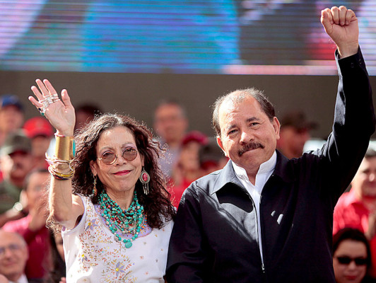 Aprueban reforma para reelección indefinida de Daniel Ortega