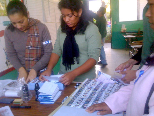 TSE inaugura las elecciones primarias Honduras 2012